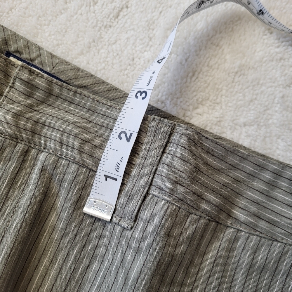 Caribbean Joe Brown Striped Cuffed Creased Capris Women's Size 8 - Picture 8 of 9